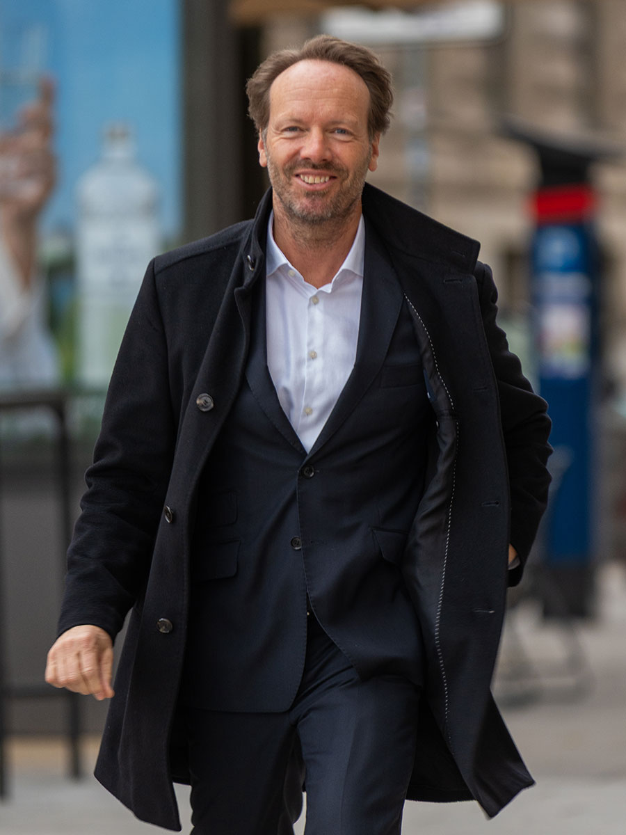 Portrait des Inhabers von Auras Immobilien GmbH