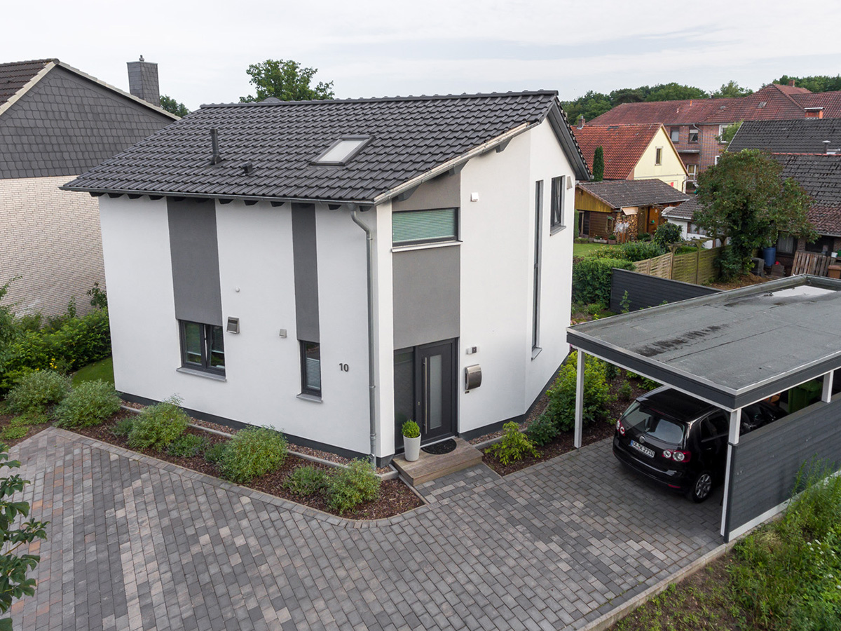 Eine Luftaufnahme eines Hauses
